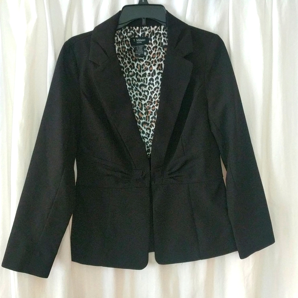 T. Milano Black Trend Career Classic Preppy Blazer. Size 6P